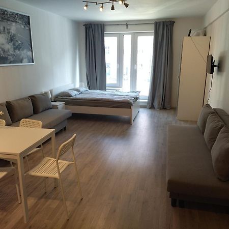 Brand New Studio Apartment #24 In Elite Residence With Free Secure Parking In The Center Praga Exterior foto