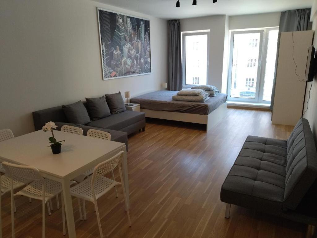 Brand New Studio Apartment #24 In Elite Residence With Free Secure Parking In The Center Praga Exterior foto
